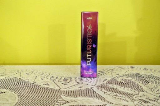 Zdjęcie oferty: Damskie perfumy Futuristic 50 ml Mihi.