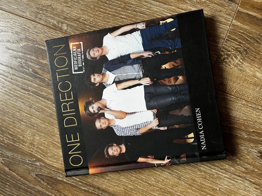 Zdjęcie oferty: Nieoficjalna biografia One Direction 