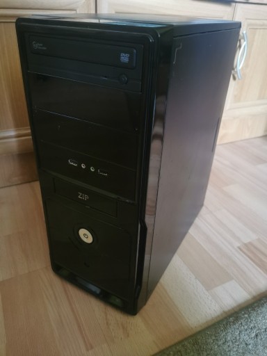 Zdjęcie oferty: Komputer stacjonarny AMD 6600k 8GB RAM dysk 320GB