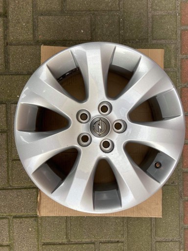 Zdjęcie oferty: Felga aluminiowa Opel 5x105 et39 r16