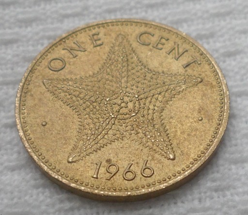 Zdjęcie oferty: Bahamy Elżbieta II 1 cent 1966 Gwiazda morska Stan