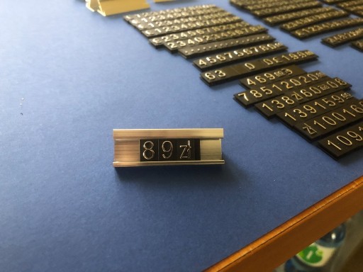 Zdjęcie oferty: Cenówki czarne 3D