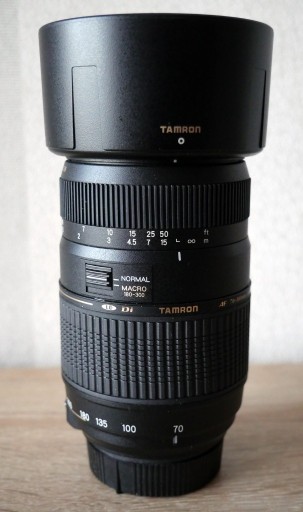 Zdjęcie oferty: Obiektyw Tamron AF70-300mm do Nikona kompletny