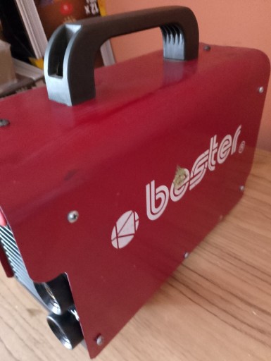 Zdjęcie oferty: Spawarka BESTER 140A uszkodzona