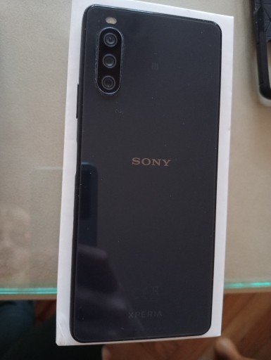 Zdjęcie oferty: Telefon Sony Xperia 10 III, czarny, etui gratis 