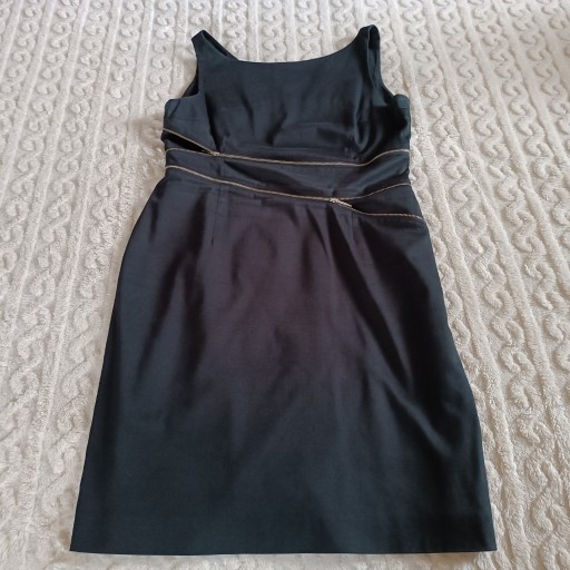 Zdjęcie oferty: Sukienka czarna "Simple" - 42
