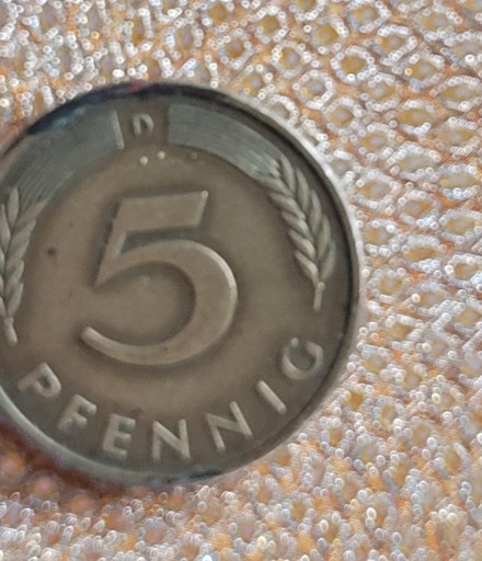 Zdjęcie oferty: Moneta 5 Pfennig  z 1982 r.