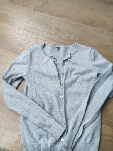 Zdjęcie oferty: Sweterek Benetton r.150