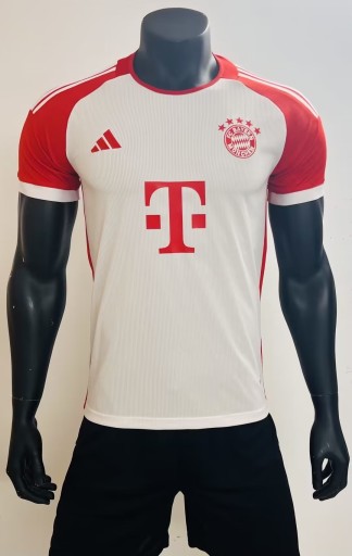 Zdjęcie oferty: Koszulka piłkarska Bayern Munchen 23/24 rozmiar M