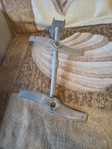 Zdjęcie oferty: Spryskiwacz górny z ramieniem do zmywarki Bosch SPV43M10EU/17