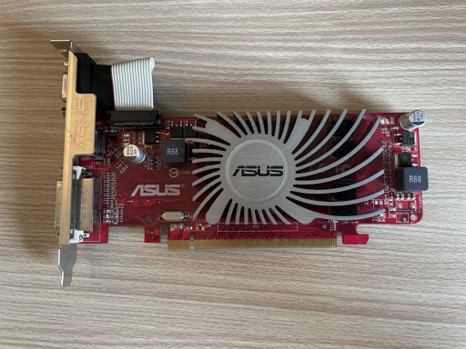 Zdjęcie oferty: Karta graficzna ASUS Radeon HD5450 1GB DDR3