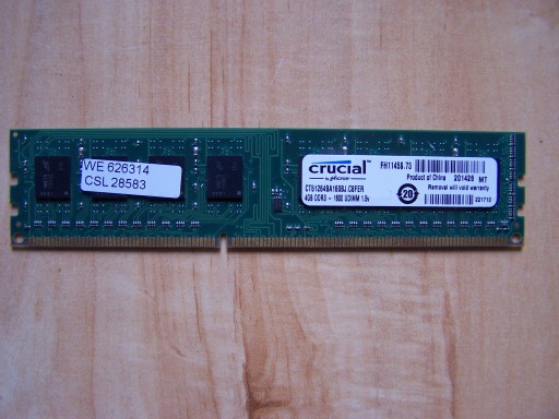 Zdjęcie oferty: Pamięć Crucial model 4GB DDR3-1600 UDIMM 1,5V  szt. 1