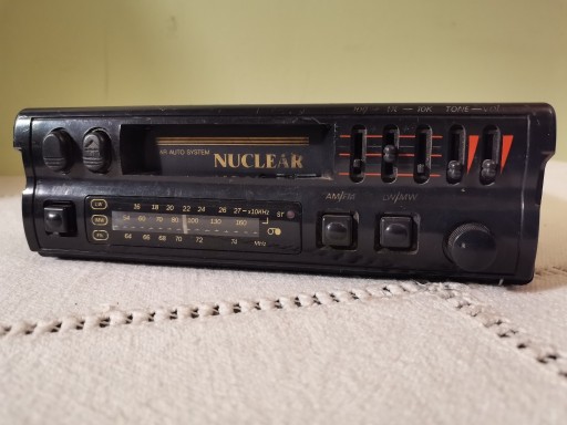 Zdjęcie oferty: Radio samochodowe NUCLEAR - kasetowe