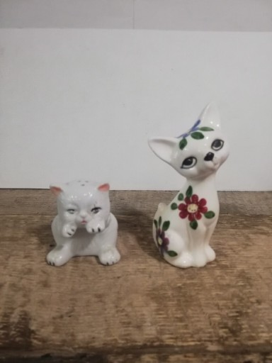 Zdjęcie oferty: Koty porcelanowe solniczki