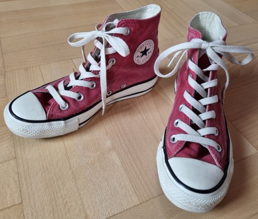 Zdjęcie oferty: Trampki Converse All Star wysokie czerwone rozm.36