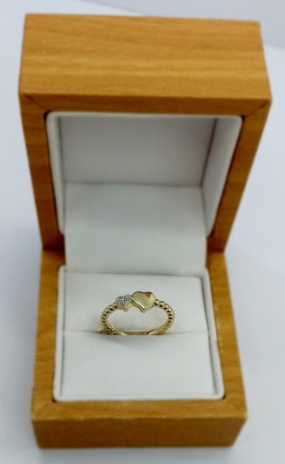 Zdjęcie oferty: Złoty pierścionek kulkowy,serca,cyrkonie,585,r.14