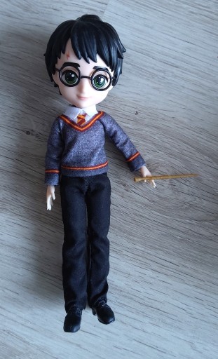 Zdjęcie oferty: Lalka kolekcjonerska Harry Potter