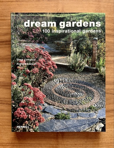 Zdjęcie oferty: Dream Gardens - 100 inspirational gardens