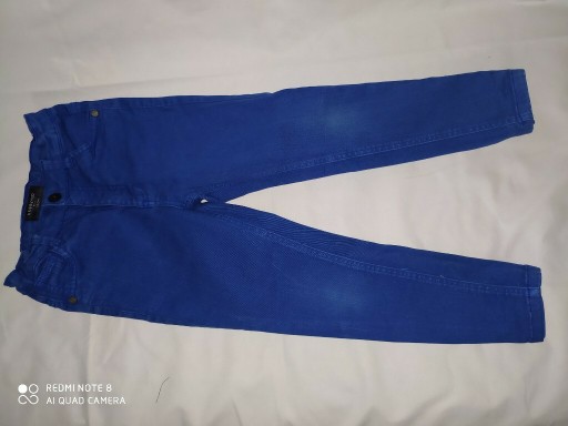 Zdjęcie oferty: Spodnie jeansowe 122 Reserwed