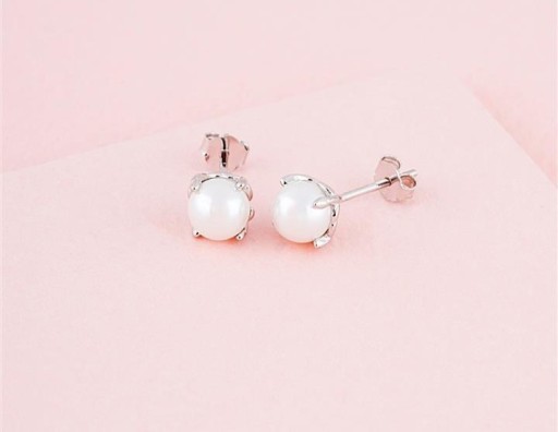 Zdjęcie oferty: Srebrne kolczyki perła
