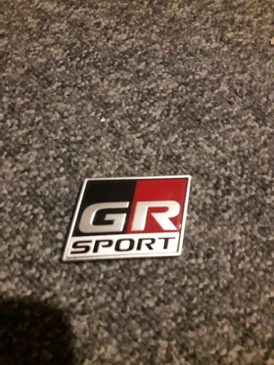 znaczek emblemat gr sport toyota corolla yaris | Łomża | Kup teraz na ...