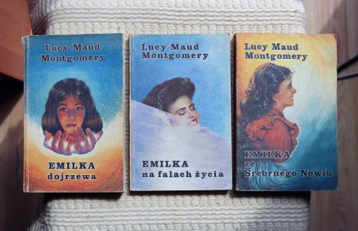 Zdjęcie oferty: L. M. Montgomery - Emilka - zestaw 3 książek