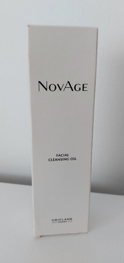 Zdjęcie oferty: Oczyszczający olejek do twarzy NovaAge Oriflame