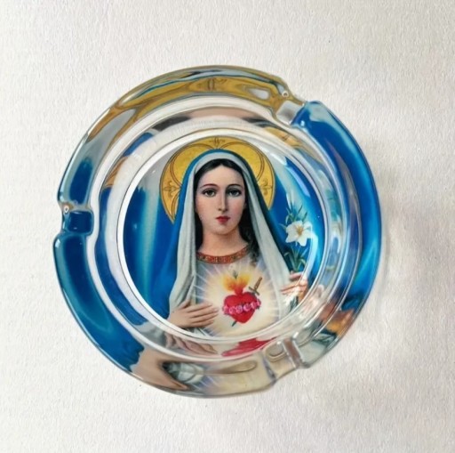 Zdjęcie oferty: Szklana popielniczka 8,5 cm Maryja dekoracja