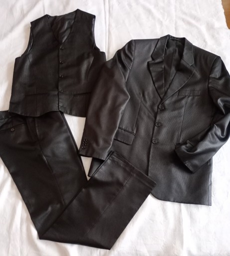 Zdjęcie oferty: garnitur męski czarny w paski 3 części wzrost 182