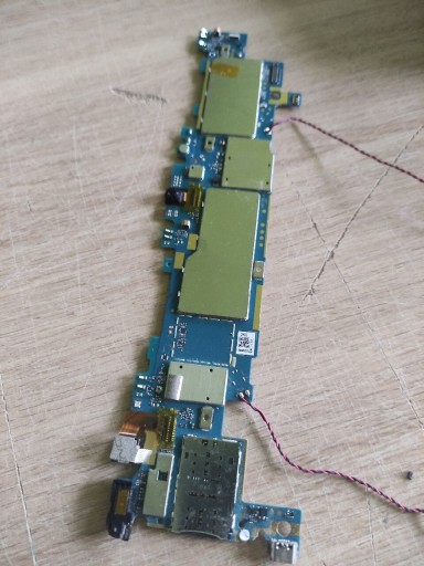 Zdjęcie oferty: Płyta główna do Huawei mediapad T5 uszkodzona