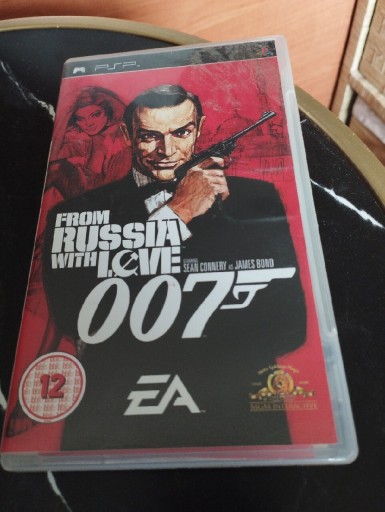 Zdjęcie oferty: 007 james Bond from russia love 