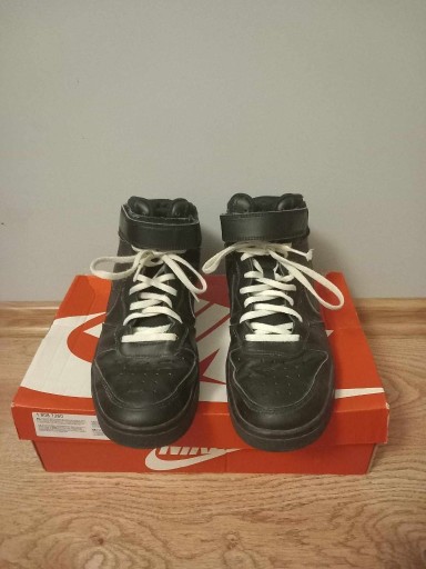 Zdjęcie oferty: Buty Nike młodzieżowe roz. 39