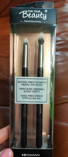 Zdjęcie oferty: Zestaw pędzli do makijażu 