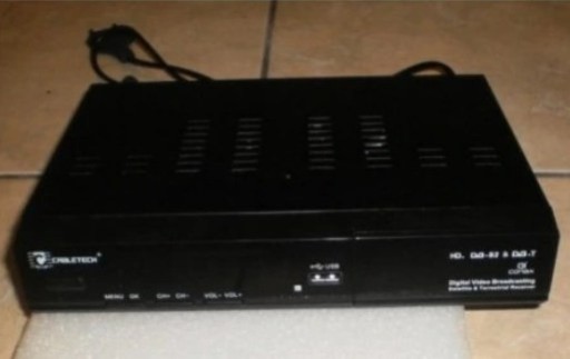 Zdjęcie oferty: tuner dekoder dvb-t i sat hd conax NC+