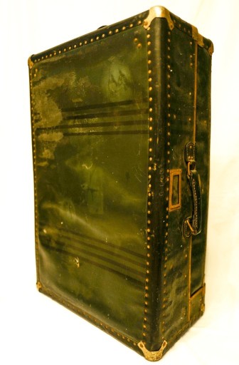 Zdjęcie oferty: Stary przedwojenny kufer szafa