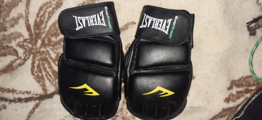 Zdjęcie oferty: Rękawice Everlast rozm. S/M