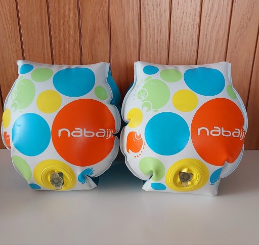 Zdjęcie oferty: Rękawki pływackie dla dzieci Nabaiji 11-30 kg