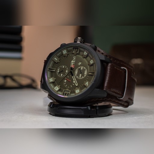 Zdjęcie oferty: Elegancki zegarek kwarcowy skórzany pasek