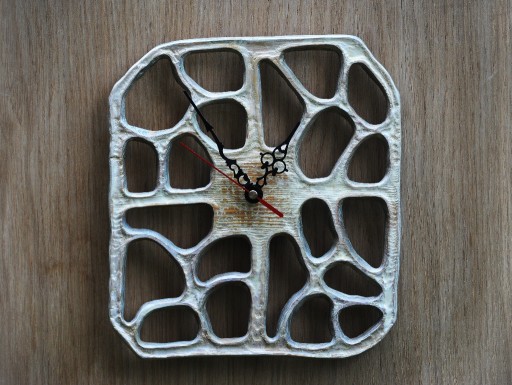 Zdjęcie oferty: zegar rzeźbiony ręcznie, drewno
