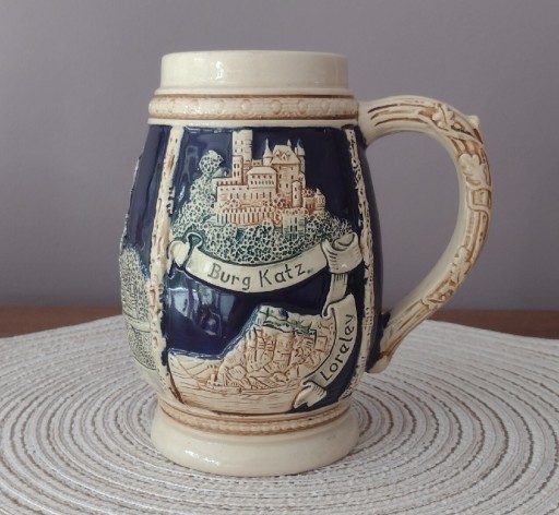 Zdjęcie oferty: Duży niemiecki kufel dekoracyjny - 0,7L