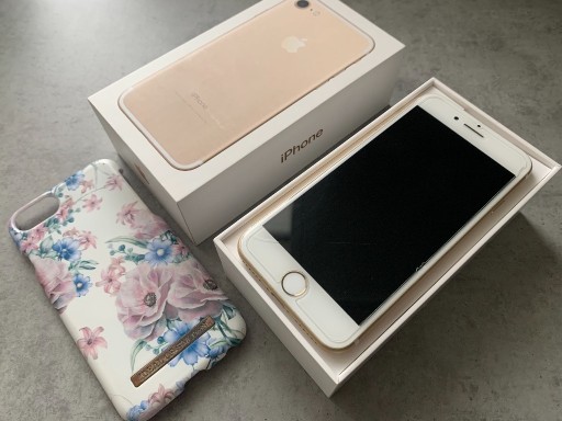 Zdjęcie oferty: iPhone 7 32 GB Gold 