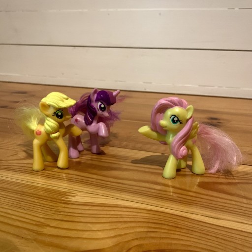 Zdjęcie oferty: Kucyki konie figurki zabawki My Little Pony