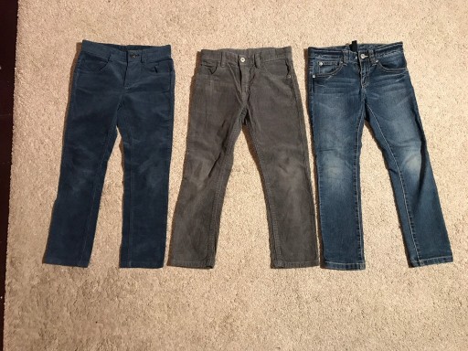 Zdjęcie oferty: 3 pary jeans dziecięcych Benetton rozm 120 perfect