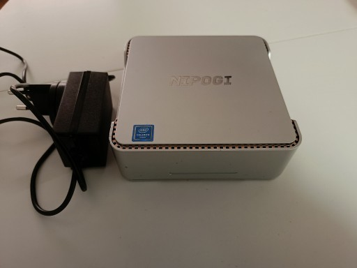 Zdjęcie oferty: Komputer Mini PC NiPoGi GK3V 8/128GB Intel J4125