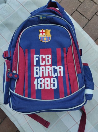 Zdjęcie oferty: Plecak z piórnikiem Barcelona