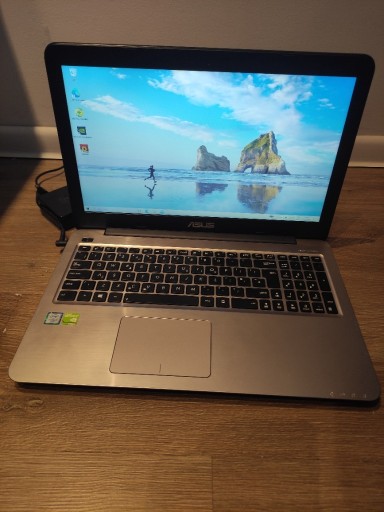 Zdjęcie oferty: Asus X556U I5-6200U 12GB RAM GF 930MX 240 SSD FHD 