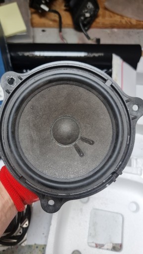 Zdjęcie oferty: 406 DUSTER II caprut GŁOŚNIK DRZWI 281569368R 281569368R-C