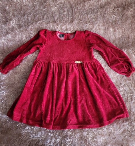 Zdjęcie oferty: Czerwona zamszowa sukieneczka 