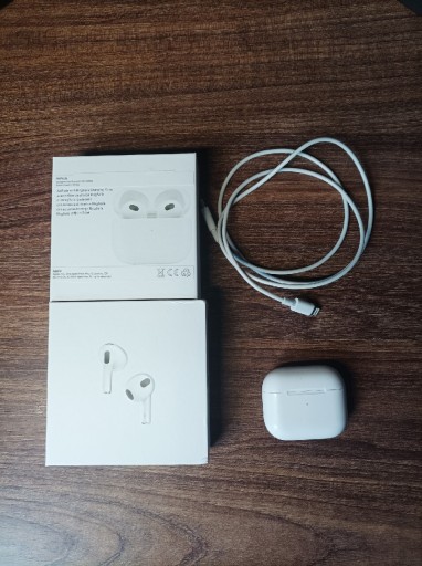 Zdjęcie oferty: Słuchawki Air Pods 3