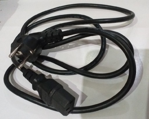 Zdjęcie oferty: Kabel zasilający do komputera 